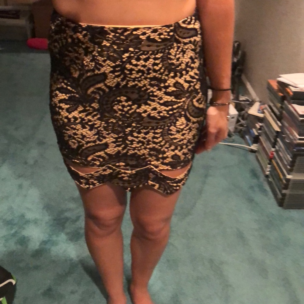 LF lace skirt